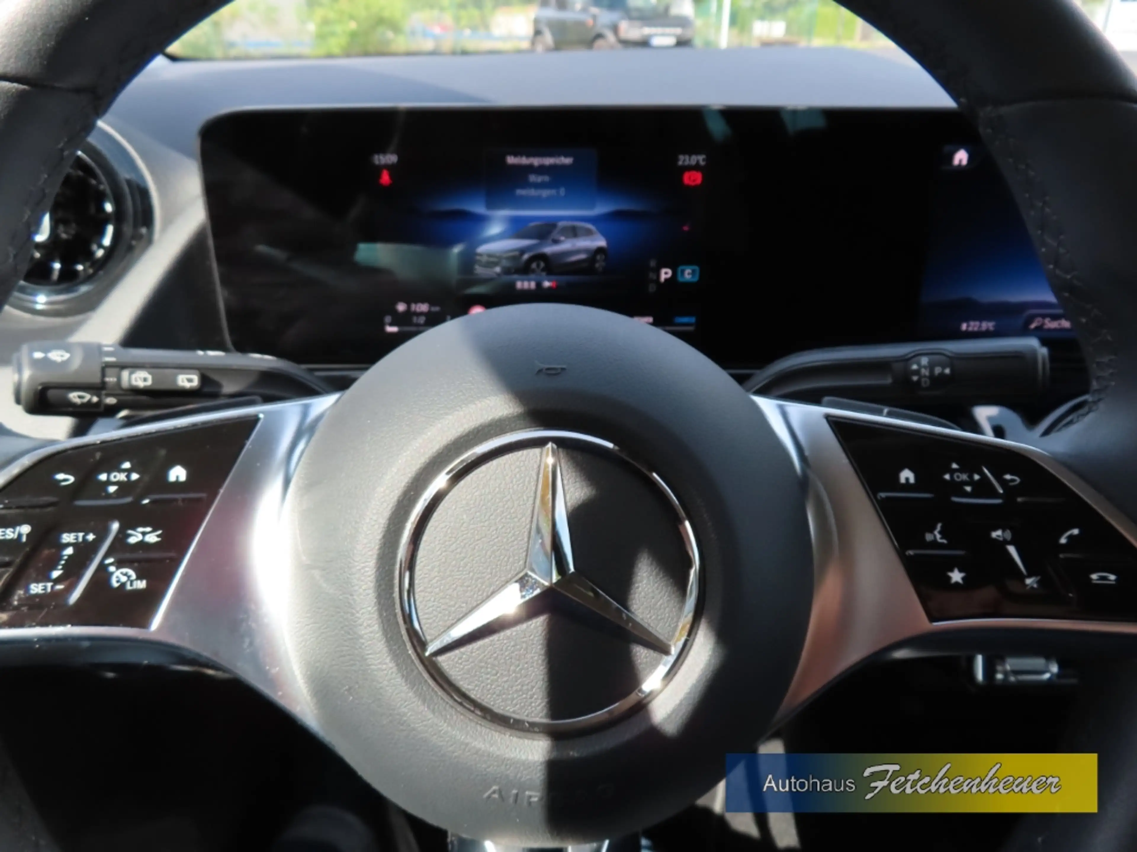 Mercedes-Benz GLA 180 Aut.  NAVI-MBUX+LED+RFK+SHZ+TEMP+AAC+ALU — photo 10
