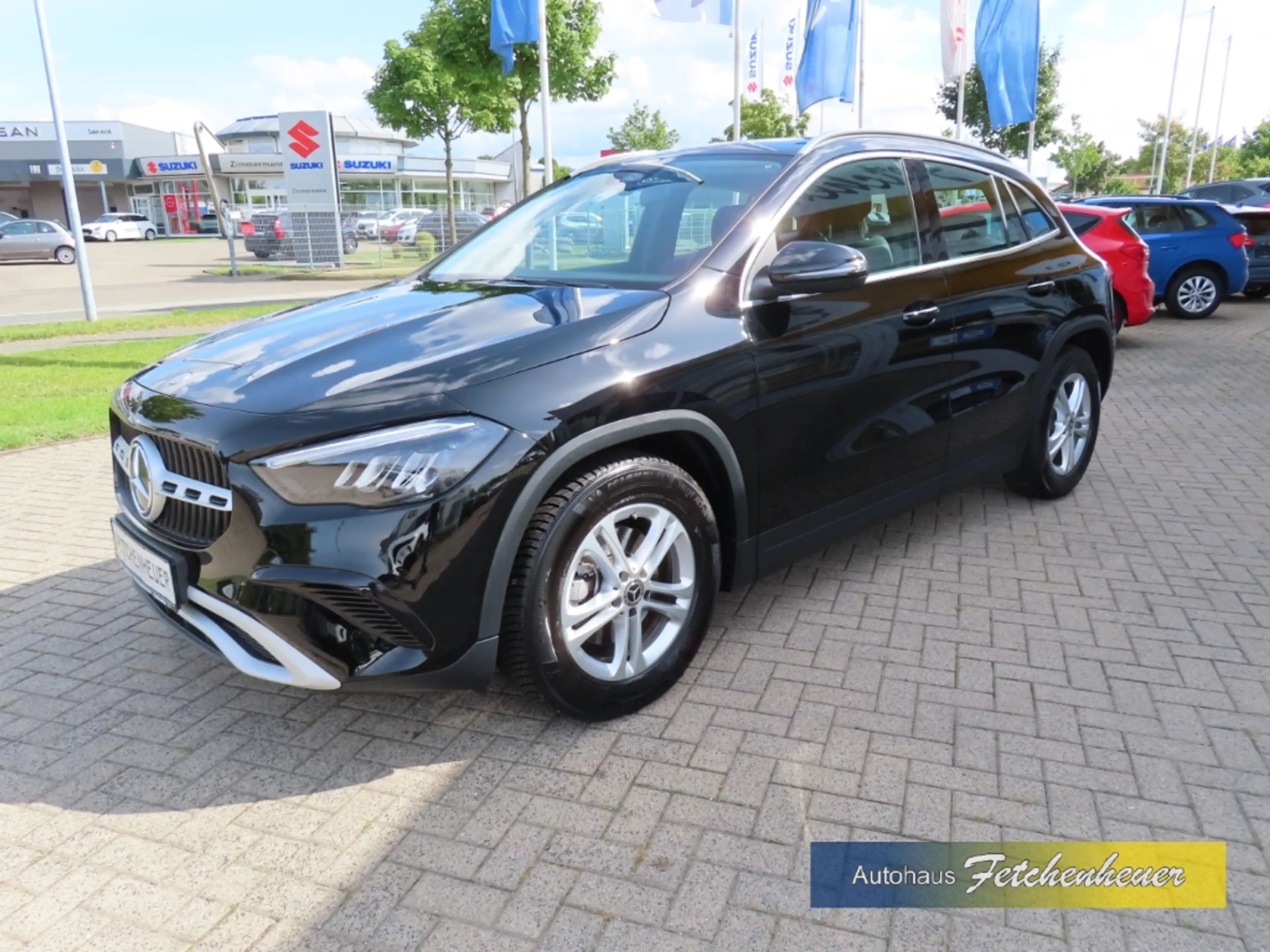 Mercedes-Benz GLA 180 Aut.  NAVI-MBUX+LED+RFK+SHZ+TEMP+AAC+ALU — photo 2