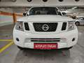 Nissan Navara King Cab  XE 2,5 dCi 4x4 Weiß - thumbnail 3