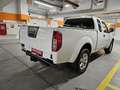 Nissan Navara King Cab  XE 2,5 dCi 4x4 Weiß - thumbnail 6