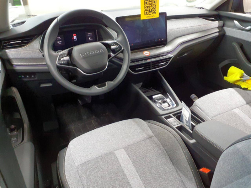 Skoda Octavia Combi 2.0 TDI DSG Tour AHK+ACC+PANO+360 — photo 6