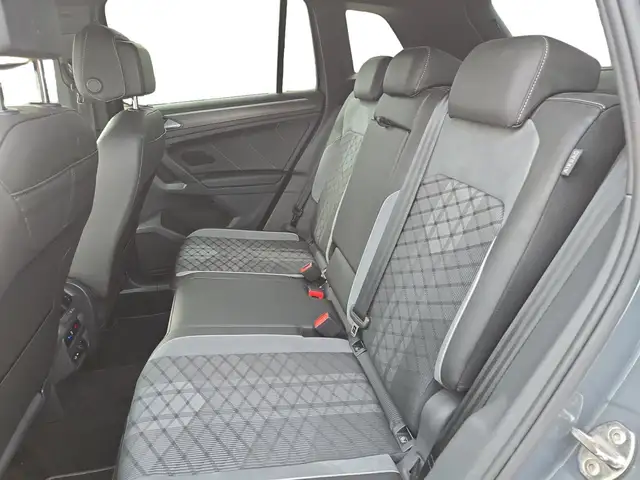 Volkswagen Tiguan view 10