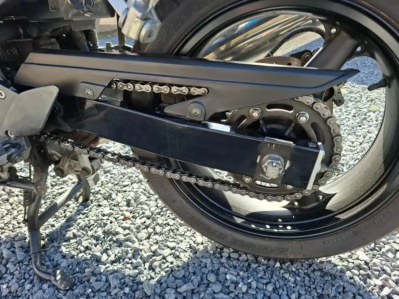 Kawasaki ZR - 7 - foto 7