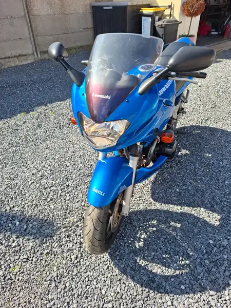 Kawasaki ZR - 7 - foto 5