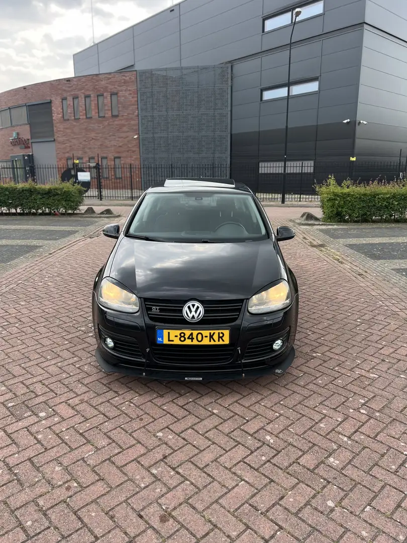 Volkswagen Golf 1.6 Trendline GT-Sport, Maxton Design Zwart - 1