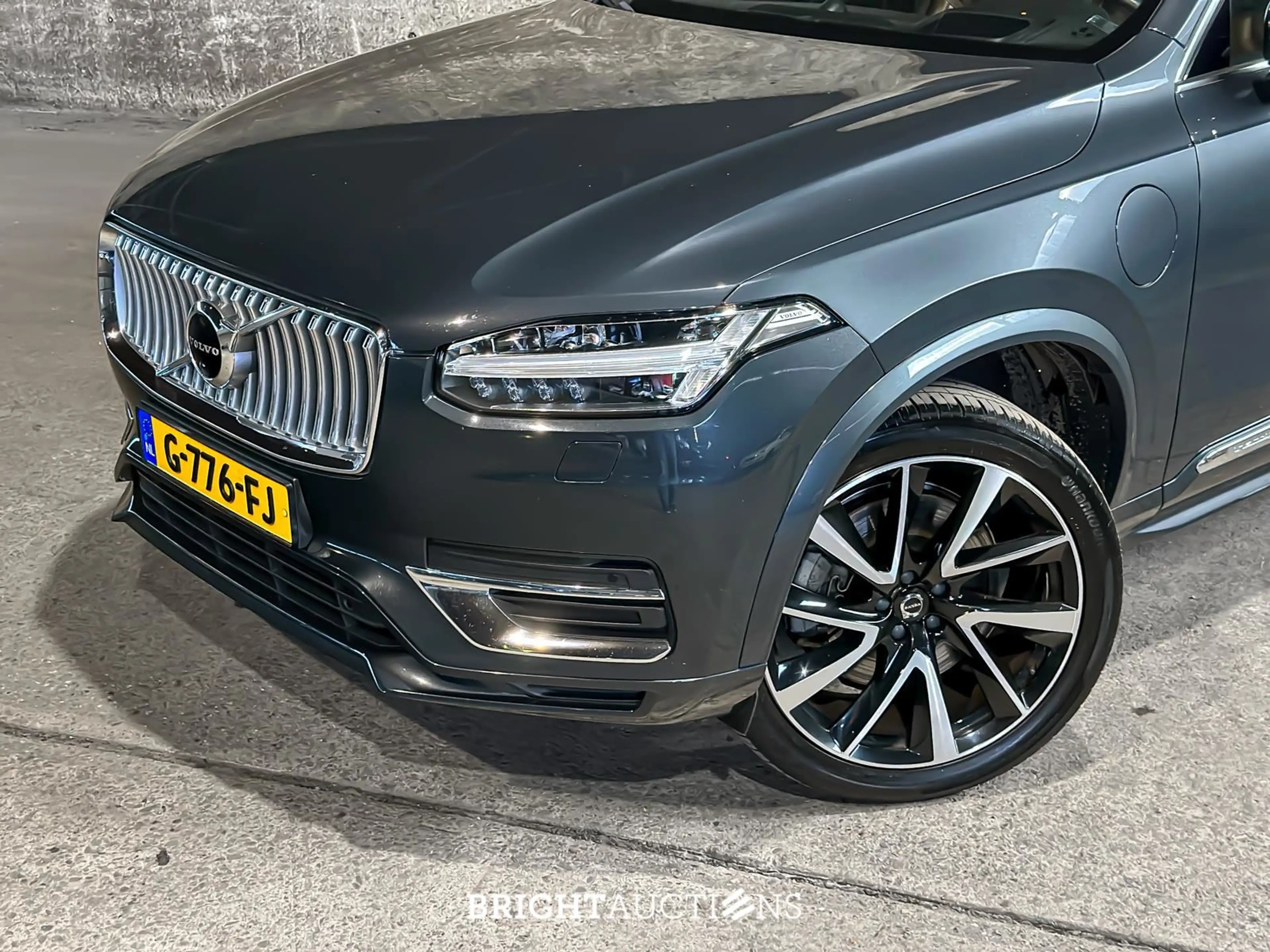 Volvo XC90 2.0 T8 Twin Engine AWD Inscription Intro Edition — photo 4
