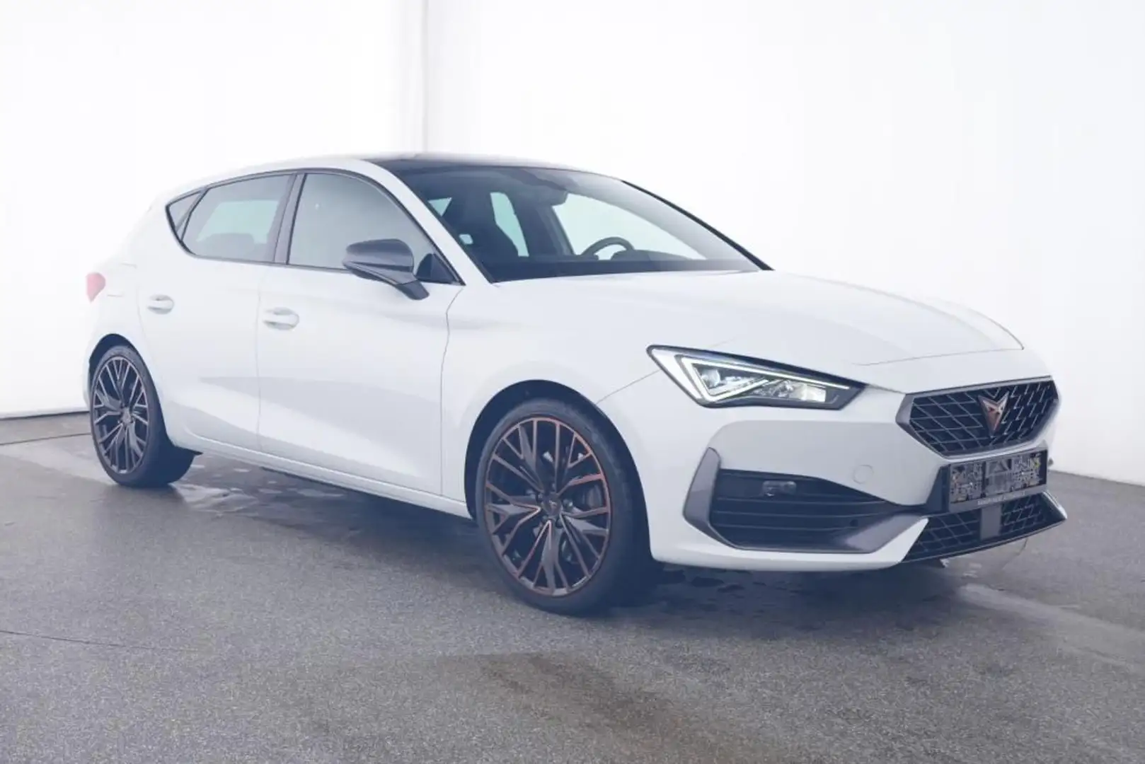 CUPRA Leon 1.4 e-Hybrid DSG PDC*Tempo*Klima*NAV*SH Blanc - 2