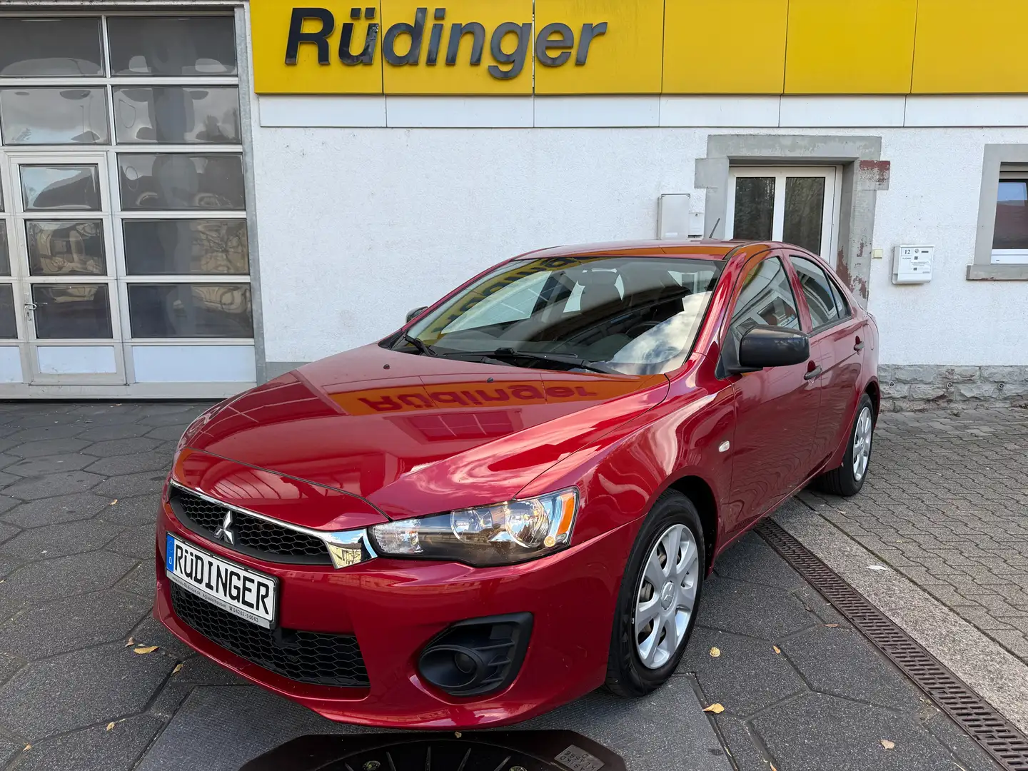 Mitsubishi Lancer Lancer Sportback 1.6 ClearTec KLIMA PDC ISOFIX Rot - 1