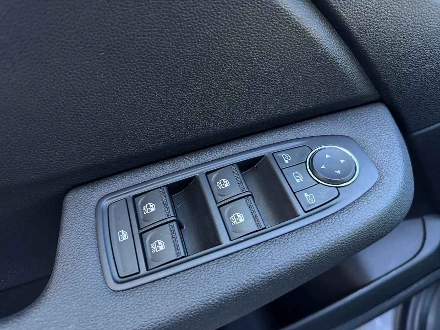 Renault Clio Evolution TCe 90 CARPLAY LED SITZH. LENKHZG. Grau - 2