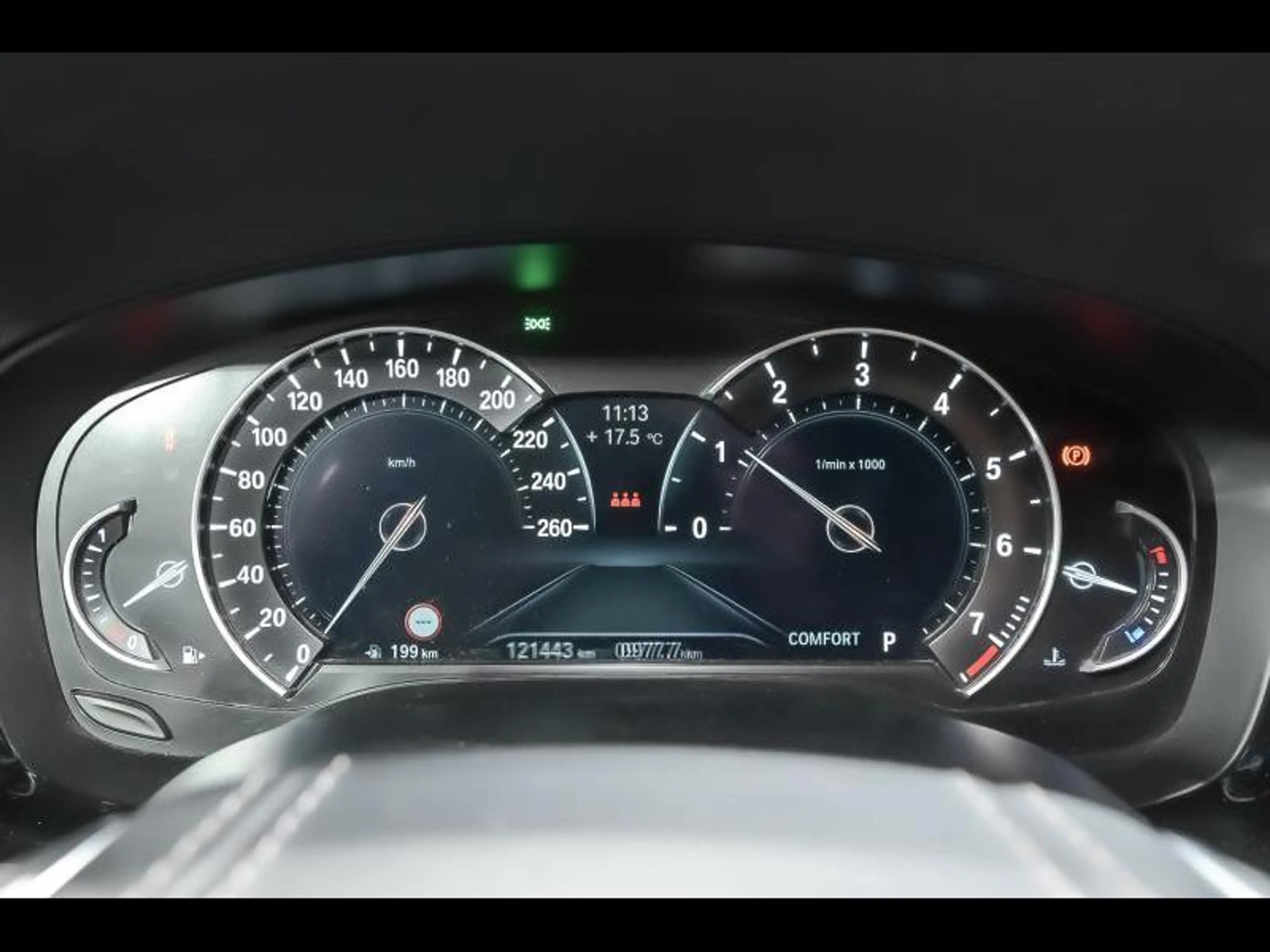BMW 520 i Touring - SPORTLINE|360CAM|HUD|TH| — photo 10