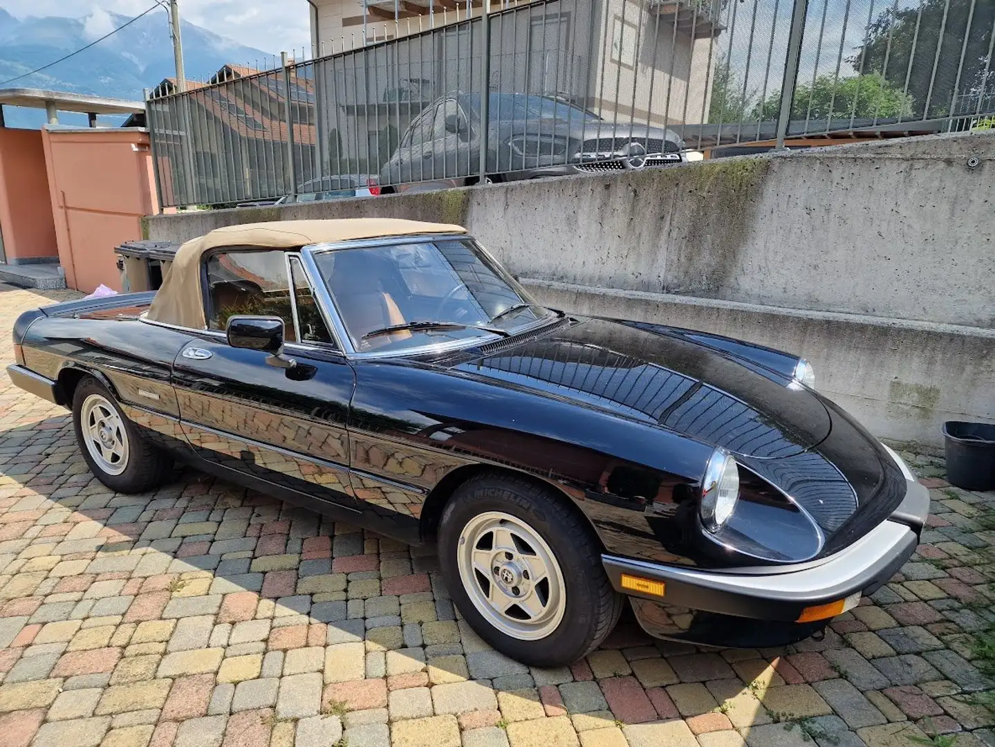 Alfa Romeo Spider Spider 2.0 Fekete - 1