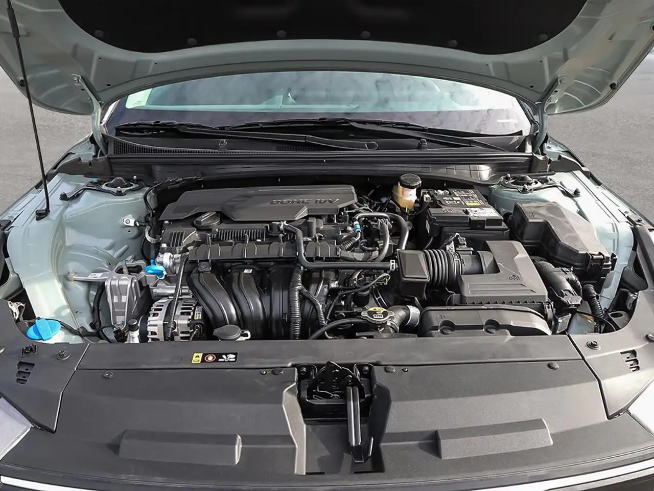 Kia K4 снимка Kia K4