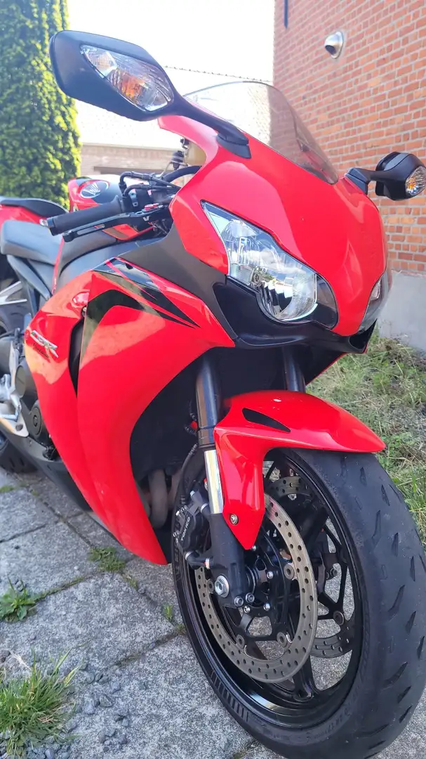 Honda CBR 1000 Czerwony - 1