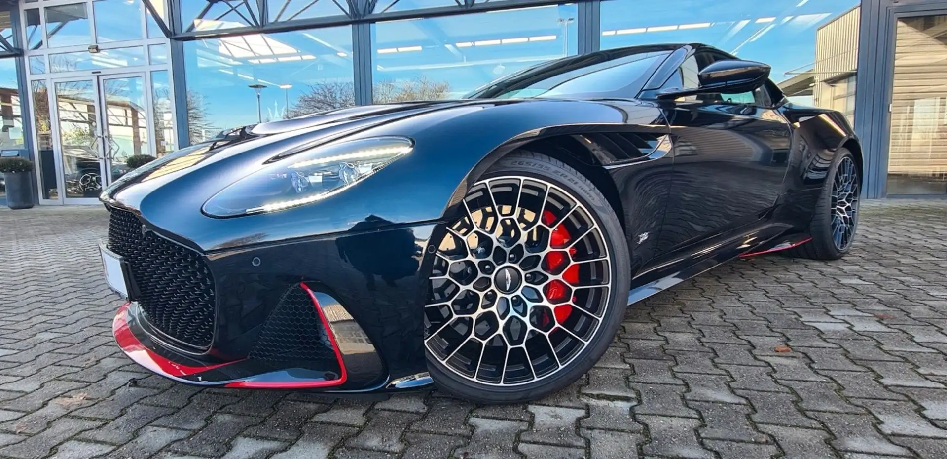 Aston Martin DBS 5.2 V12 770 Ultimate/ SAMMLERSTÜCK! Noir - 1