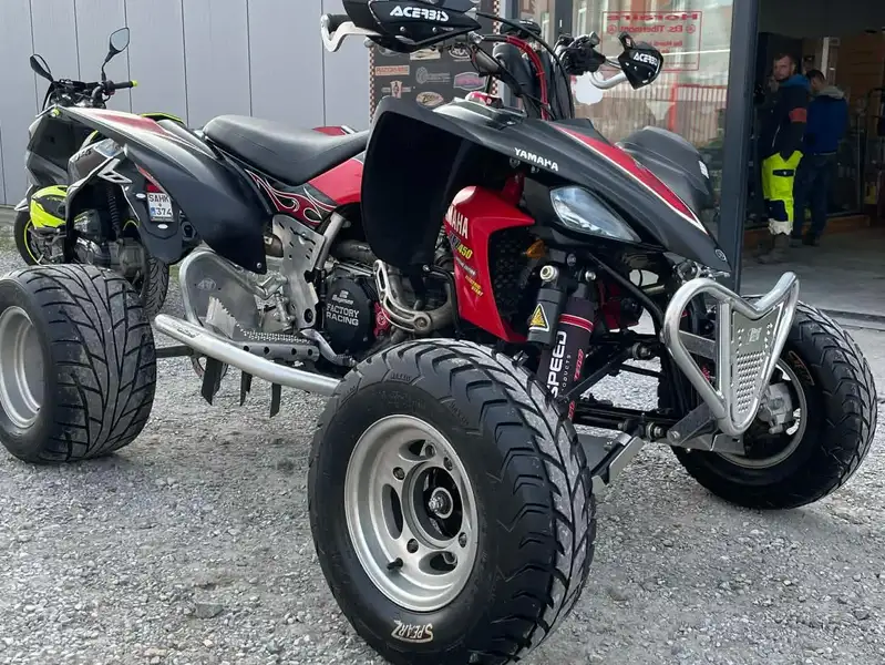 Yamaha YFZ 450 - foto 2