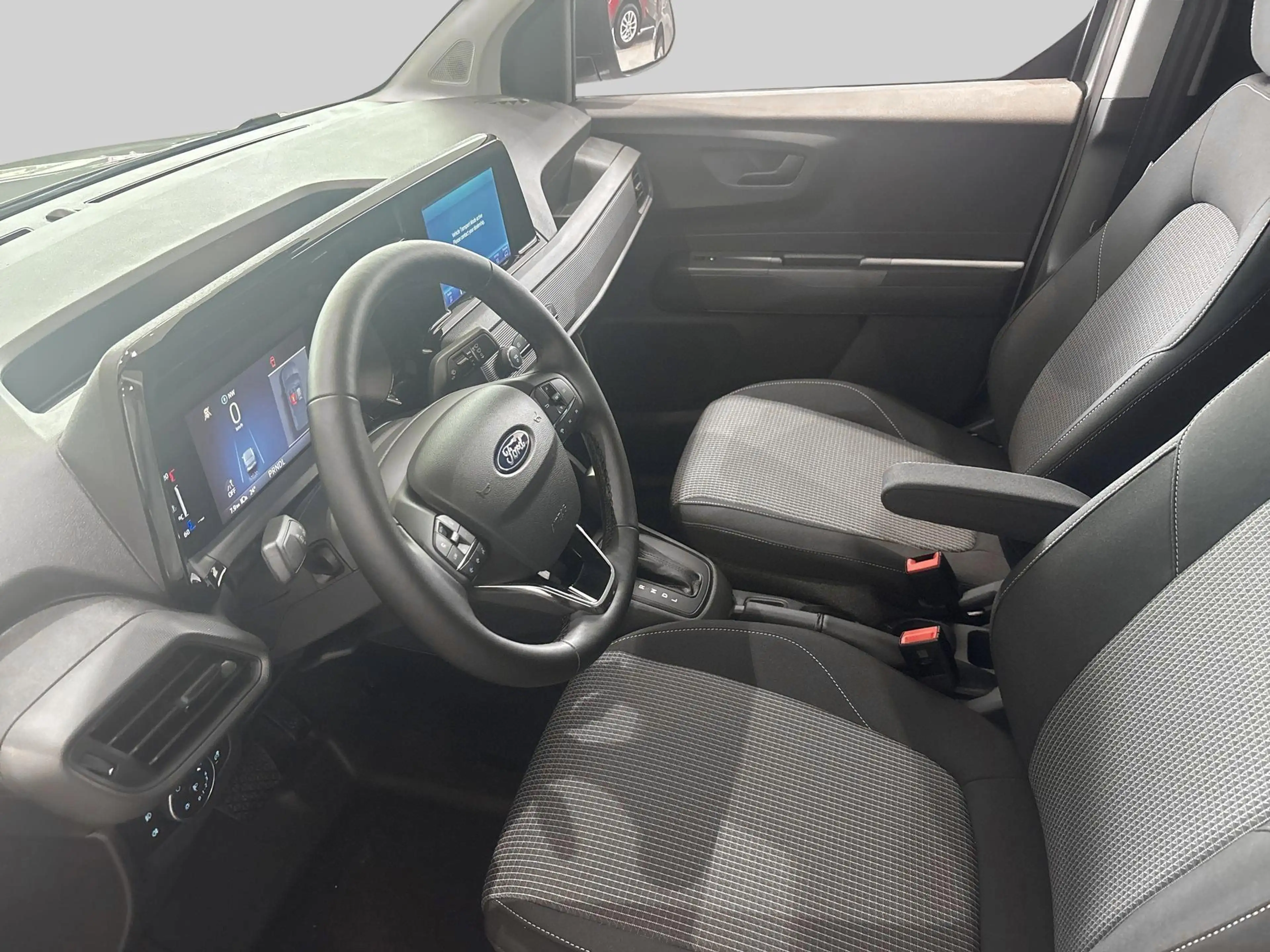Ford Transit Courier Trend Automaat - Winter Pack - Driver Assist Pack — photo 8