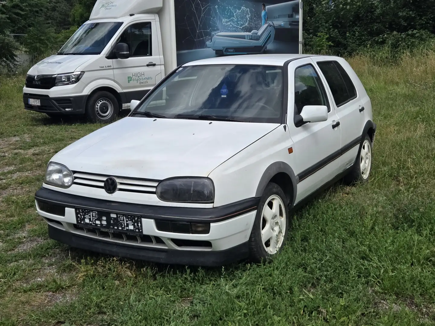 Volkswagen Golf GTI - 1