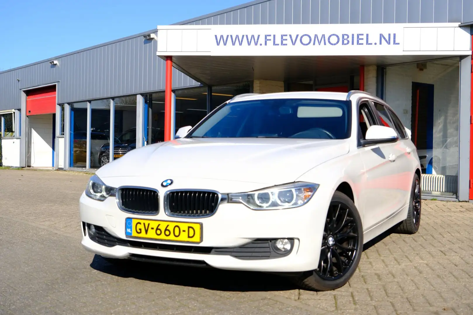 BMW 316 3-serie Touring 316d Executive Aut. Xenon|Navi|LMV Weiß - 1