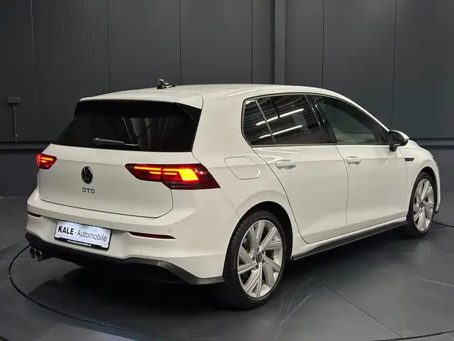 Volkswagen Golf view 5