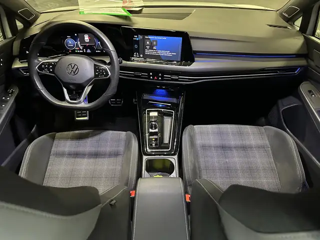 Volkswagen Golf view 13