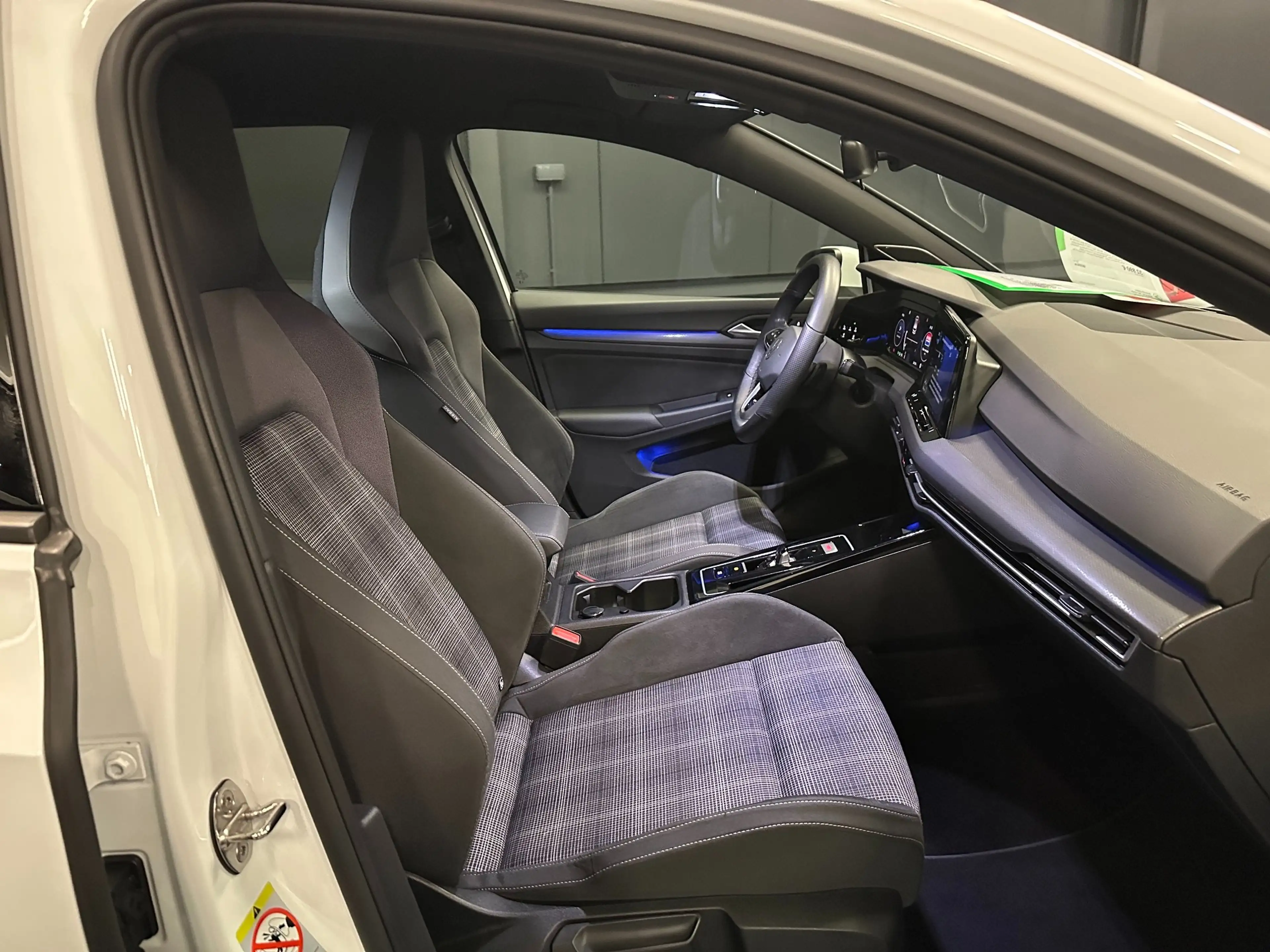 Volkswagen Golf GTD Lim. *KAMERA*CarPlay*Harman/Kardon*Sitzhzg* — photo 11