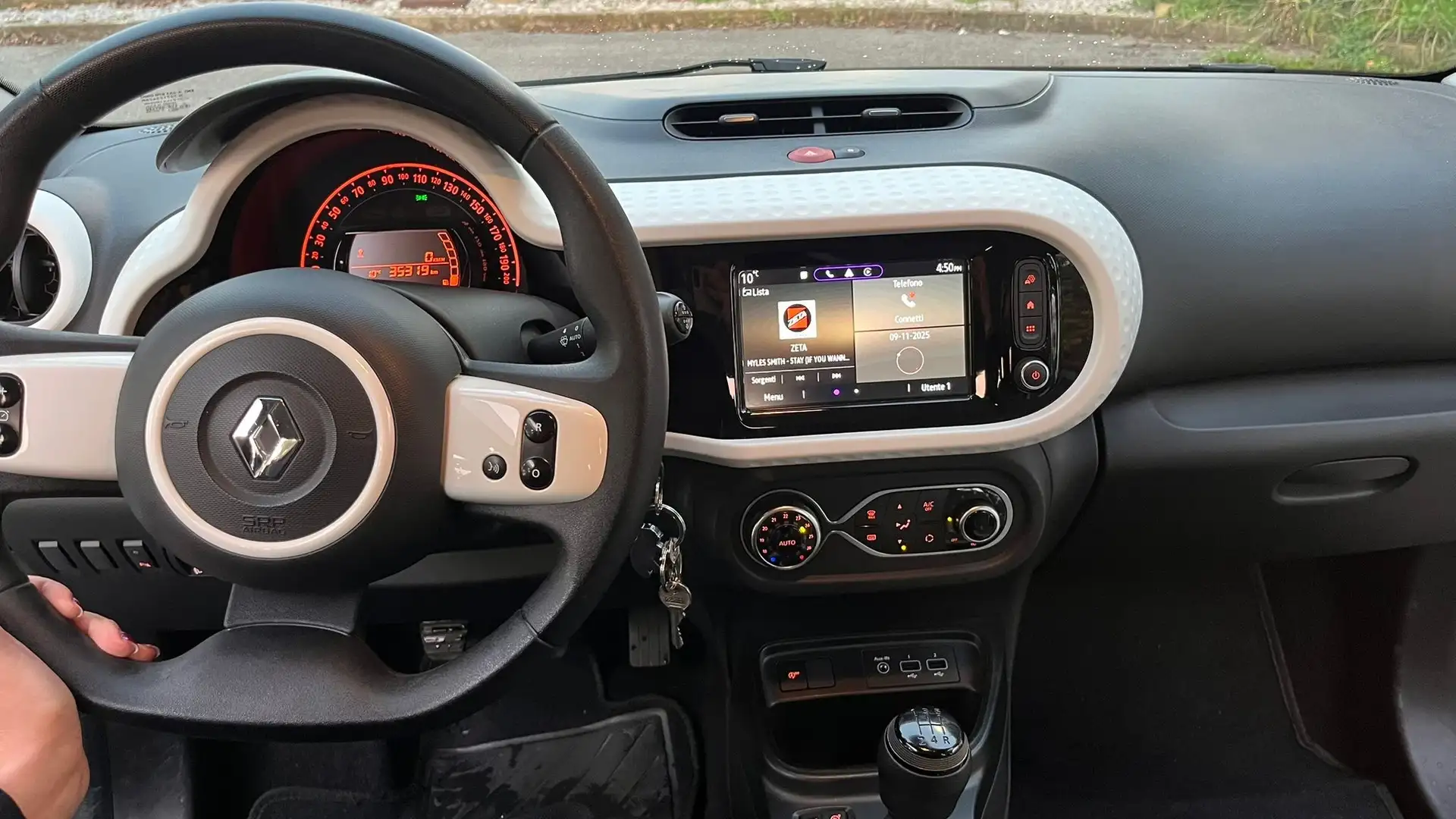 Renault Twingo Twingo III 2019 1.0 sce Intens 65cv Grigio - 2