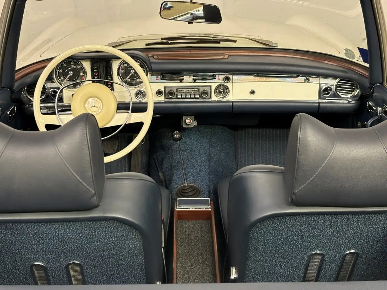 Mercedes-Benz 280 SL, foto 8