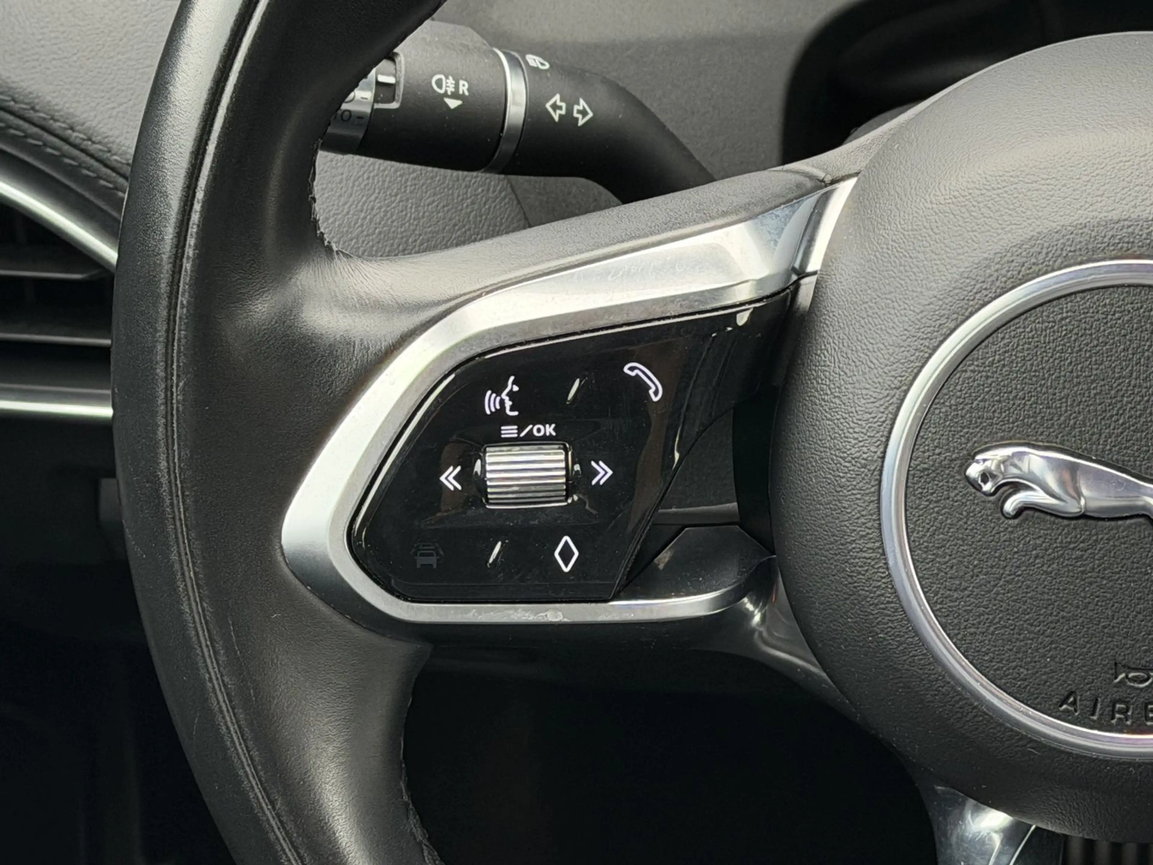 Jaguar XE S Premium|ACC|360° Kamera|Pivi Pro|AHK|Leder| — photo 15