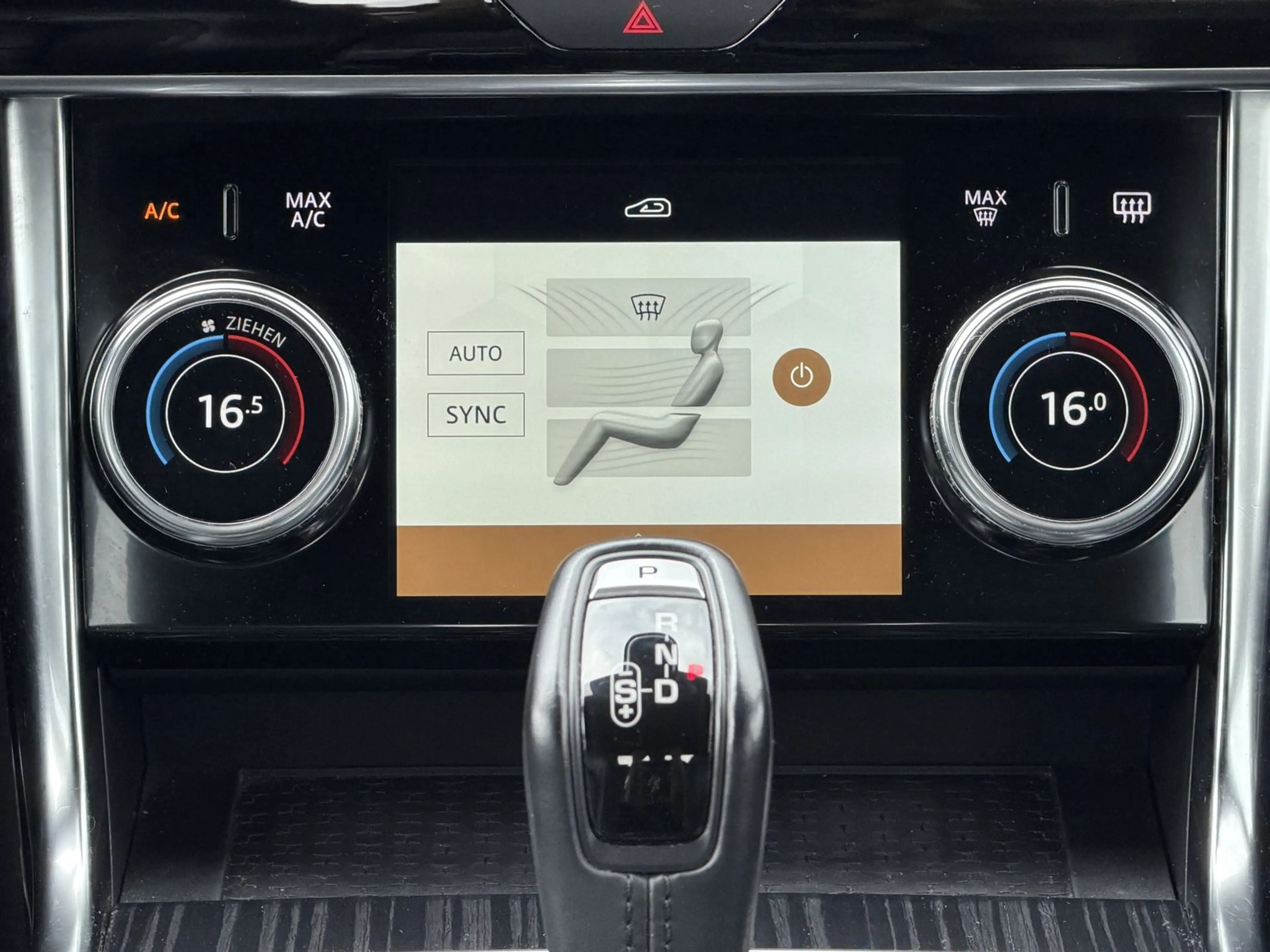 Jaguar XE S Premium|ACC|360° Kamera|Pivi Pro|AHK|Leder| — photo 9