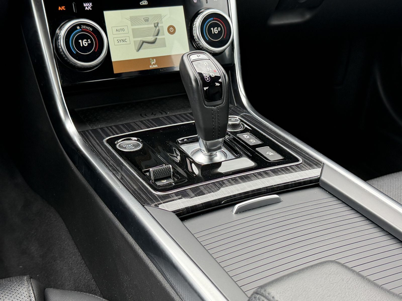 Jaguar XE S Premium|ACC|360° Kamera|Pivi Pro|AHK|Leder| — photo 10