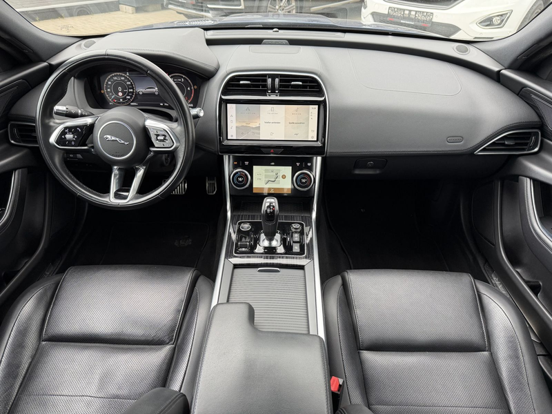 Jaguar XE S Premium|ACC|360° Kamera|Pivi Pro|AHK|Leder| — photo 3