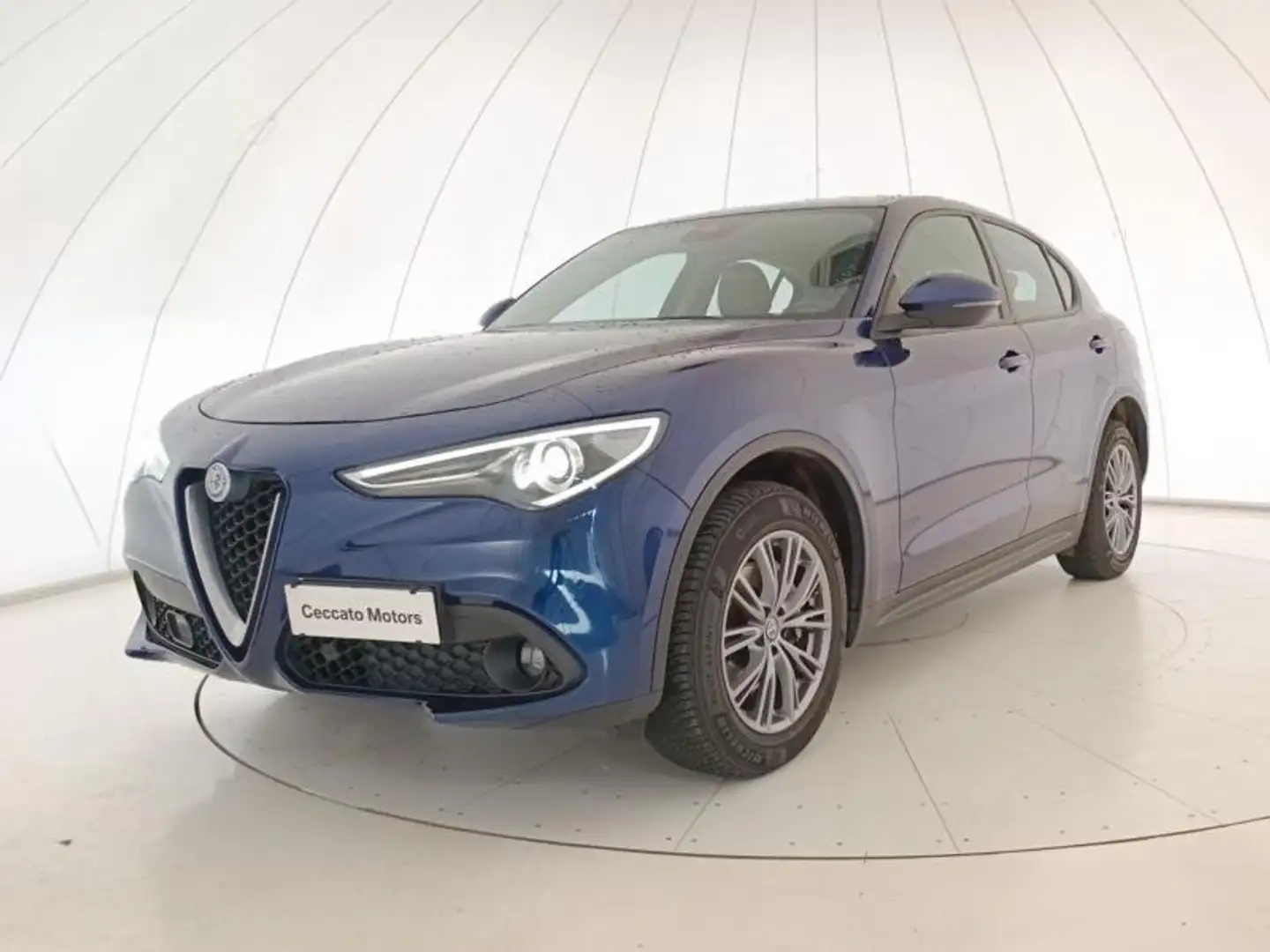 Alfa Romeo Stelvio 2.2 t Business Q4 210cv auto Blu/Azzurro - 1