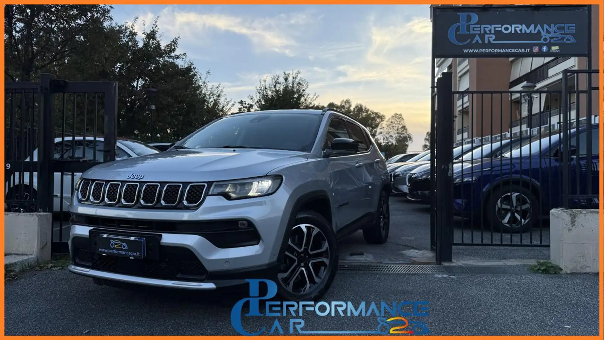 Jeep Compass 1.3 T4 190CV PHEV AT6 4xe LIMITED MY 22 *24M.G.* Silber - 1