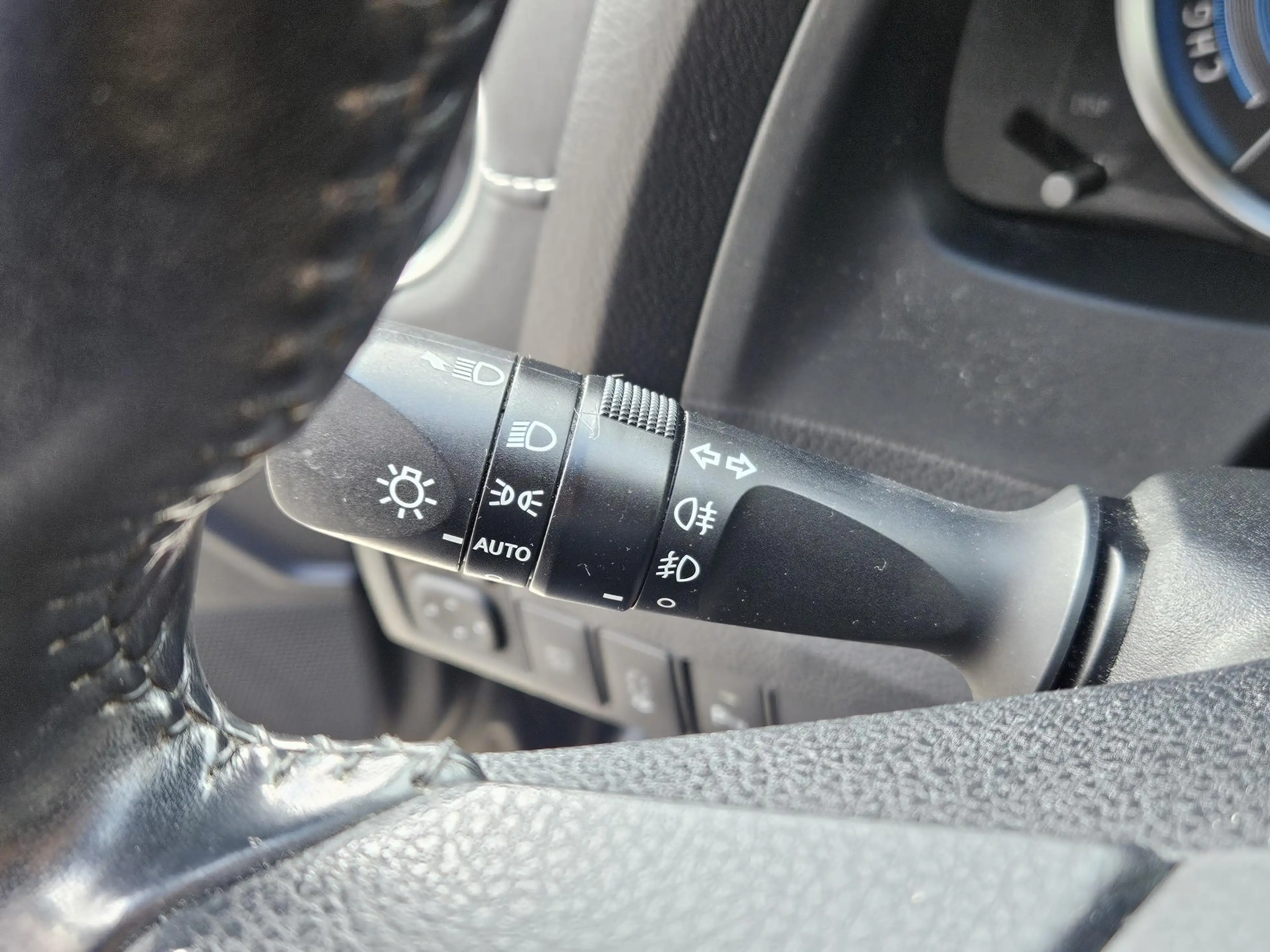 Toyota Auris Touring Sports 1.8 Hybrid Executive 1e eig Navi Ca — photo 18
