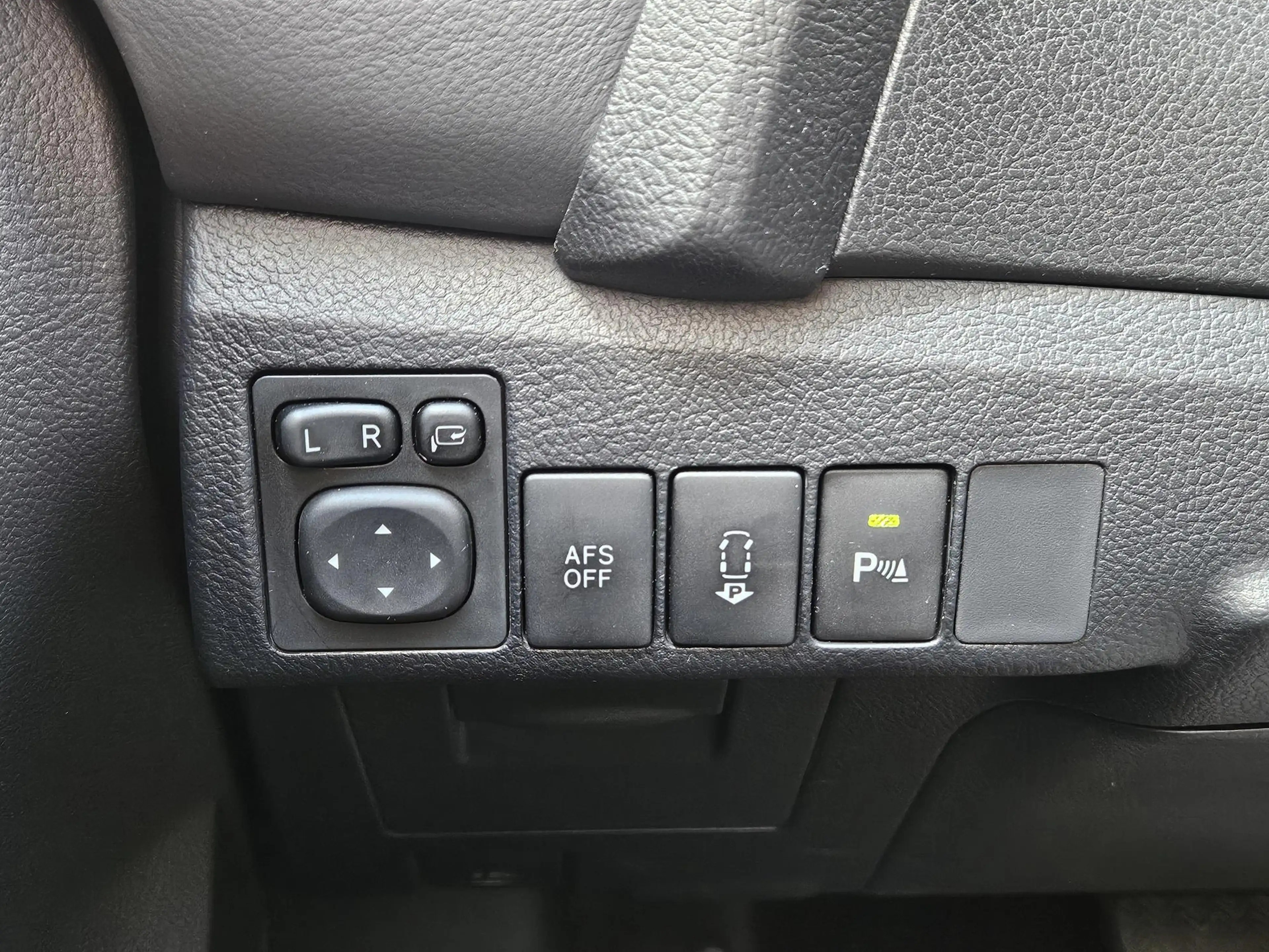 Toyota Auris Touring Sports 1.8 Hybrid Executive 1e eig Navi Ca — photo 19