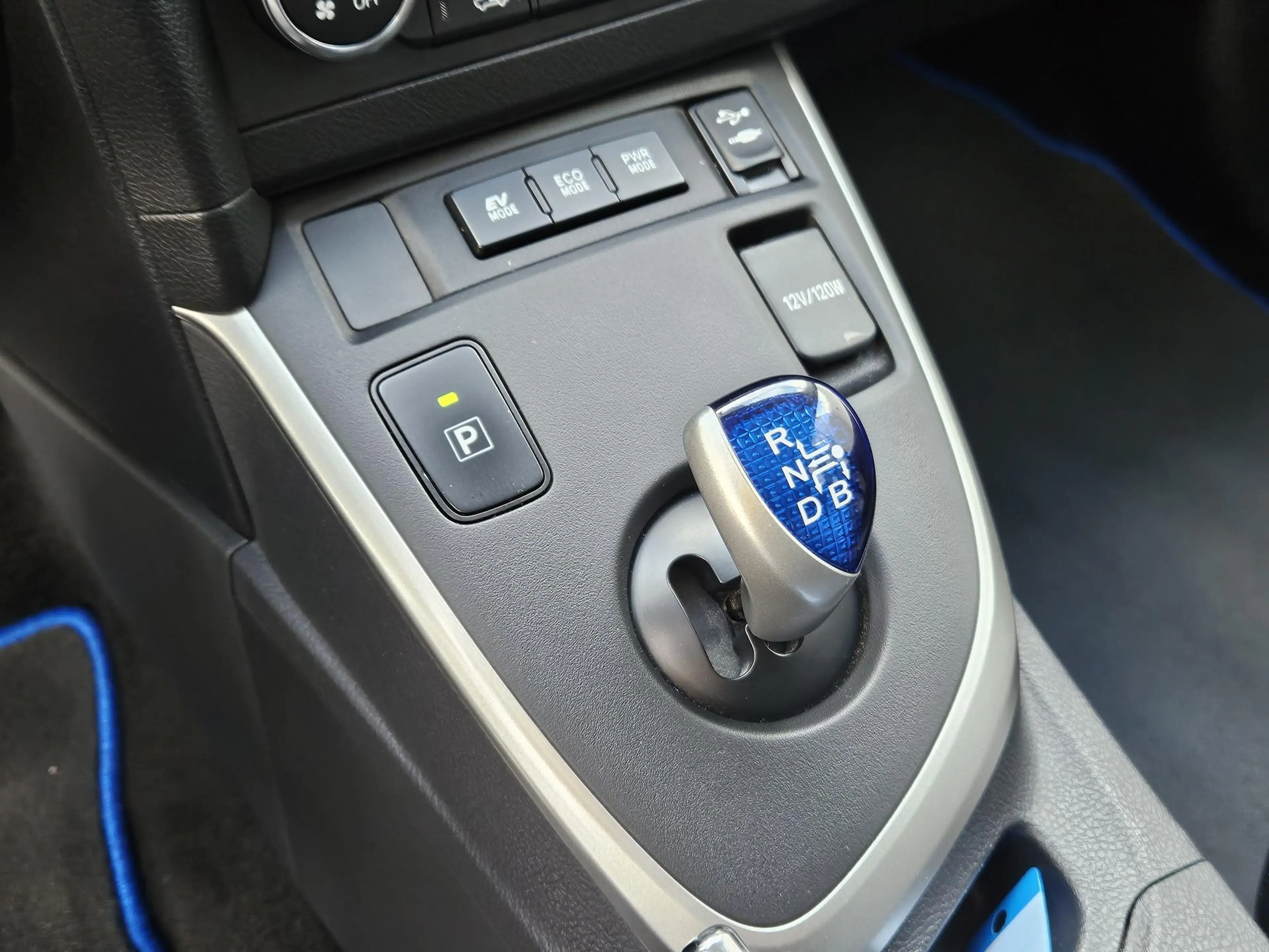 Toyota Auris Touring Sports 1.8 Hybrid Executive 1e eig Navi Ca — photo 14