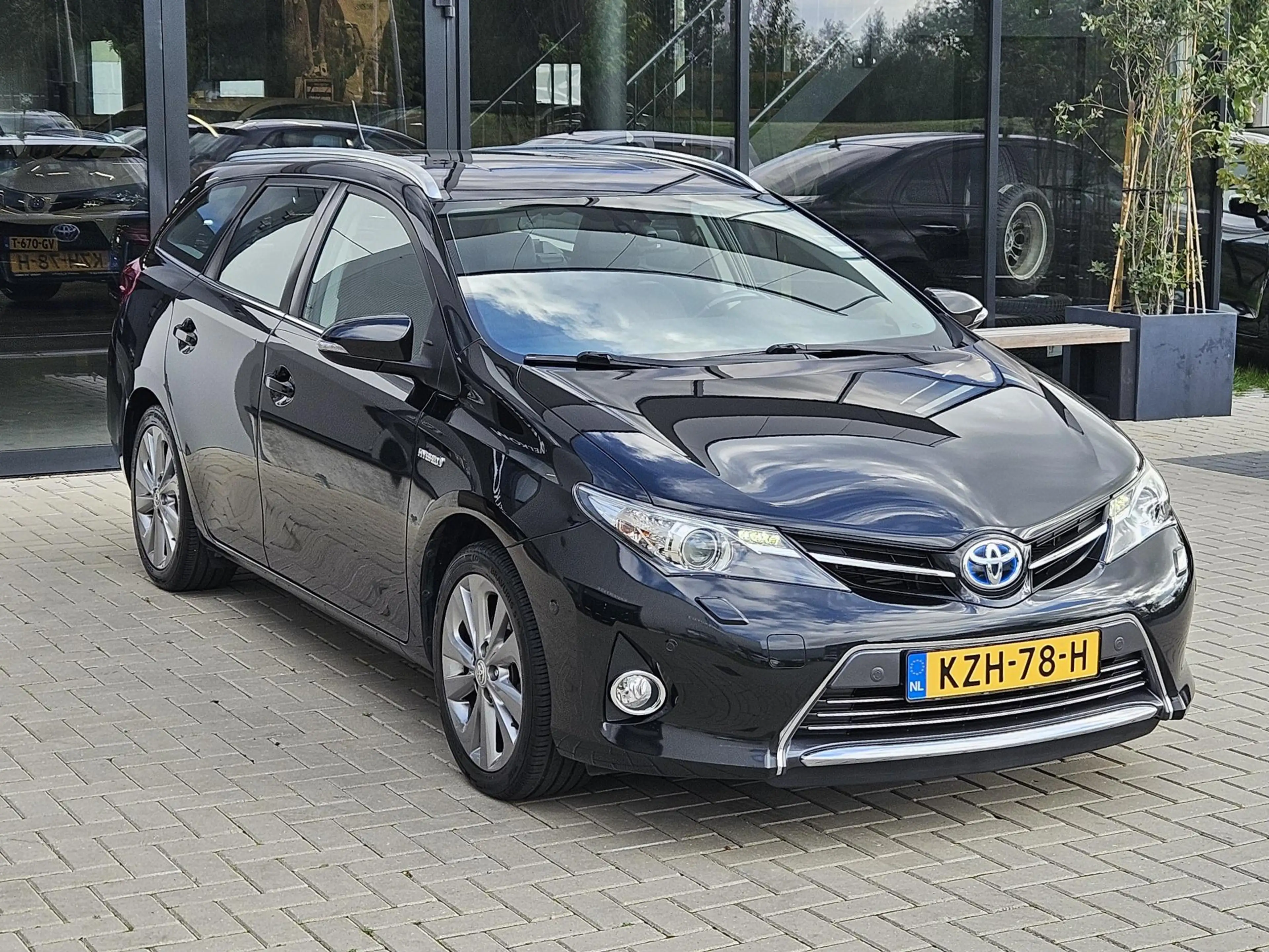 Toyota Auris Touring Sports 1.8 Hybrid Executive 1e eig Navi Ca — photo 5