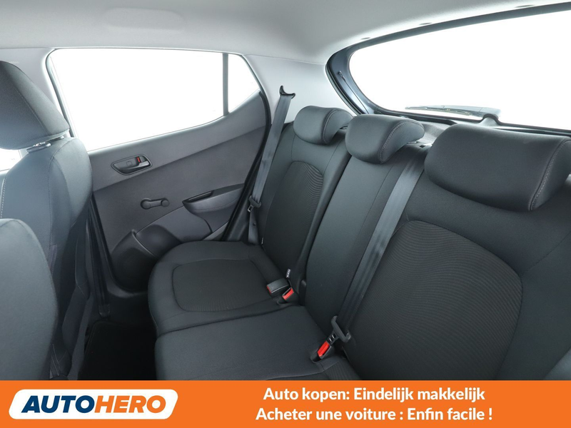 Hyundai i10 1.0 Trend — photo 15