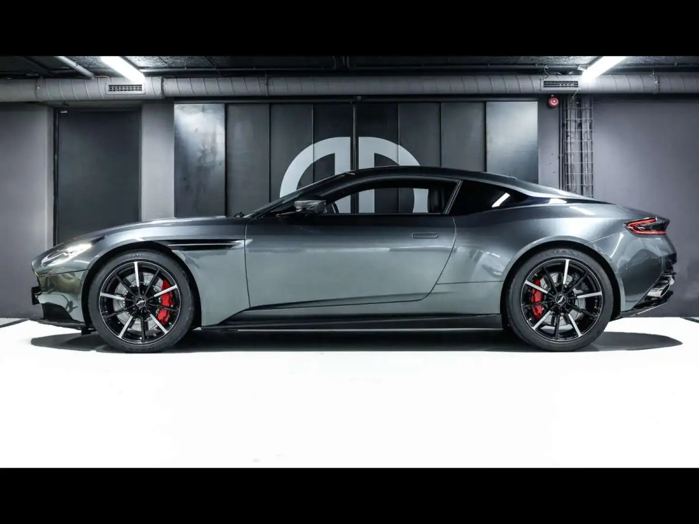 Aston Martin DB11 V12 COUPEMAGNETIC SILVERWARRANTY 04/27CARBON Gris - 2