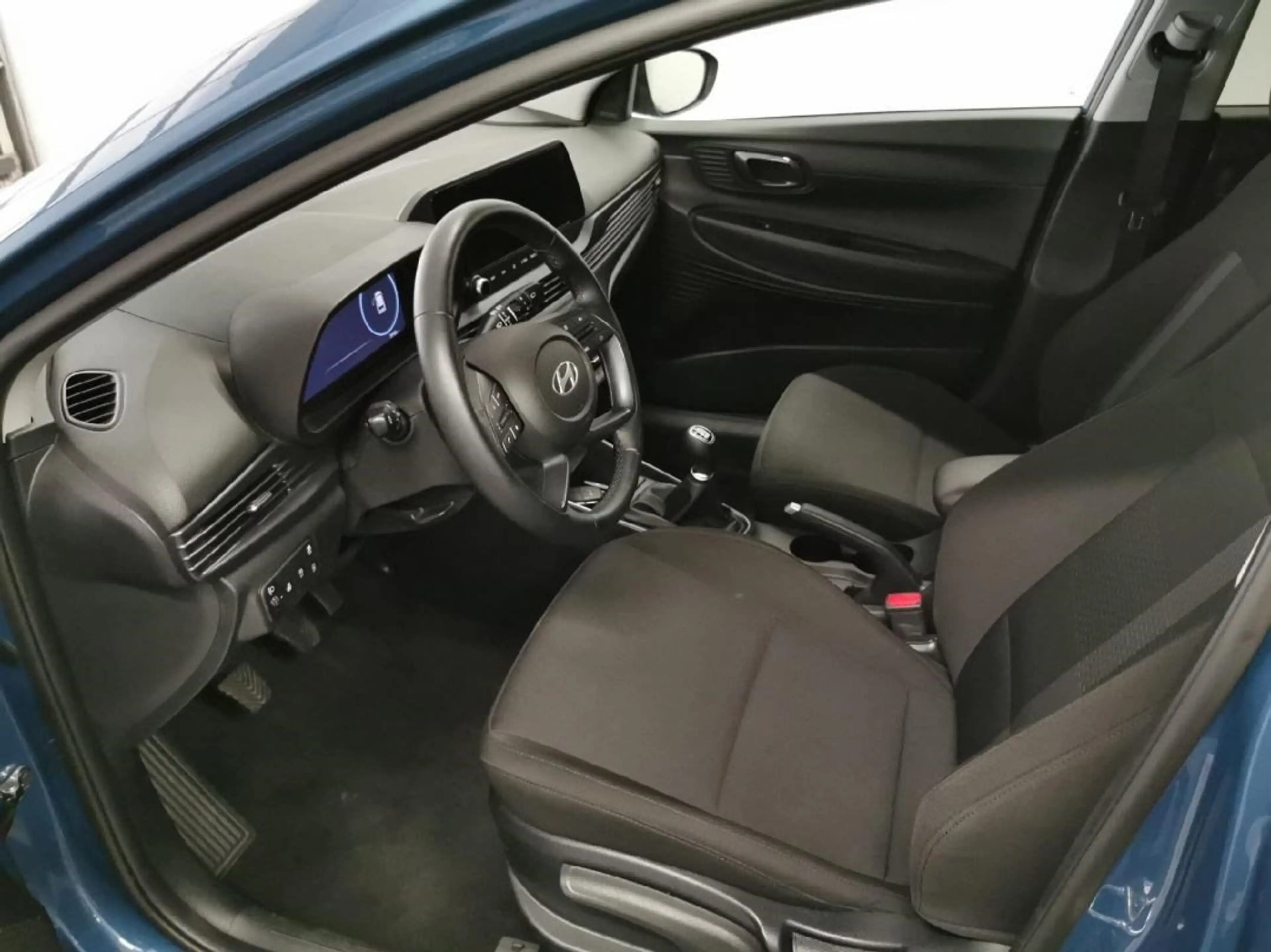 Hyundai i20 *Klimaaut.*LED*Sitzhzg*Lkrd.hzg*Navi*Alu* — photo 7