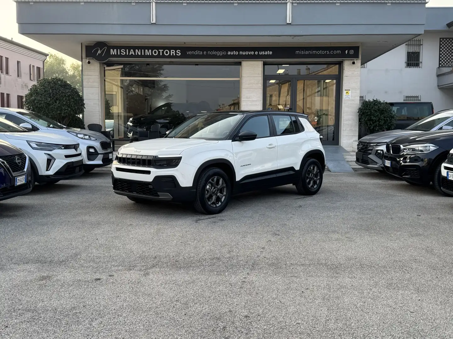 Jeep Avenger Avenger 1.2 Turbo 100 CV Logitude - Altitude - Su Blanc - 2