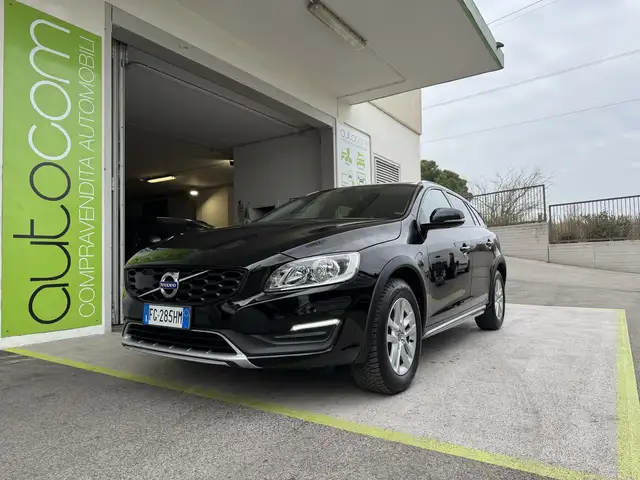Volvo V60 Cross Country 2.0d3 BusinessPlus gear UNIPROPR. GARANZIA 24 MESI