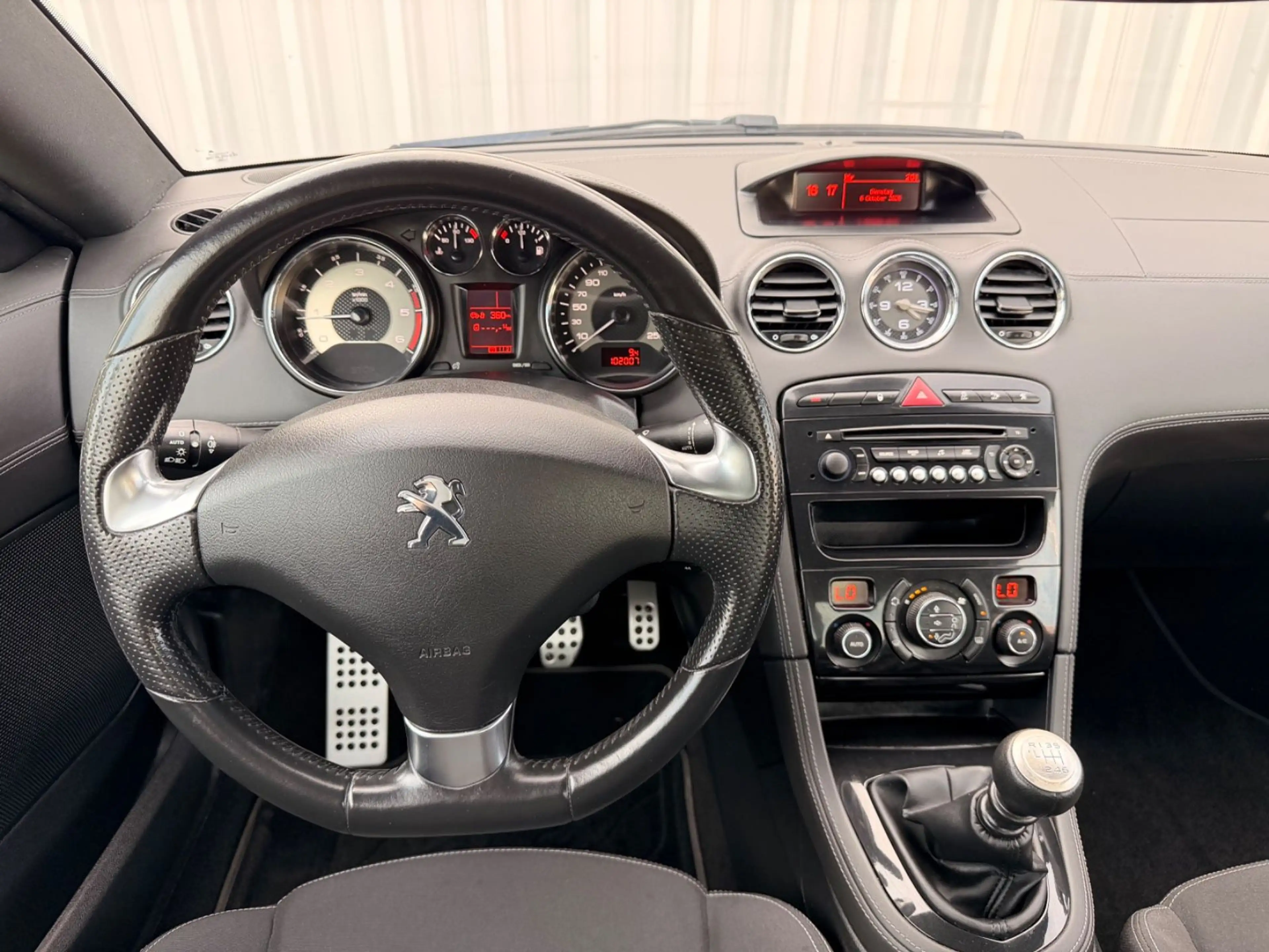Peugeot RCZ 2.0 HDI 163PS (*KLIMA*TÜV*1-HAND*TEMPOMAT*) — photo 8