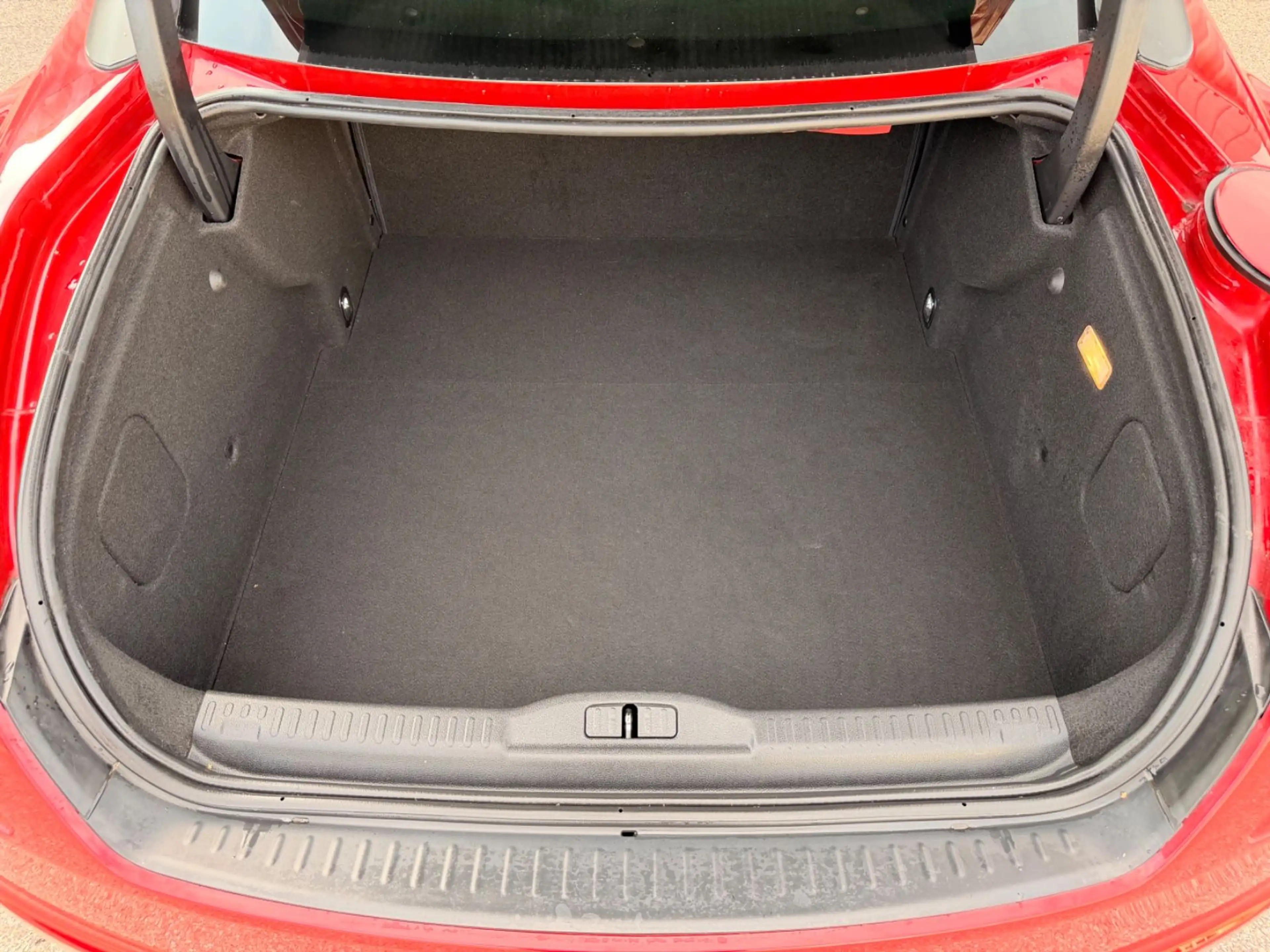 Peugeot RCZ 2.0 HDI 163PS (*KLIMA*TÜV*1-HAND*TEMPOMAT*) — photo 20