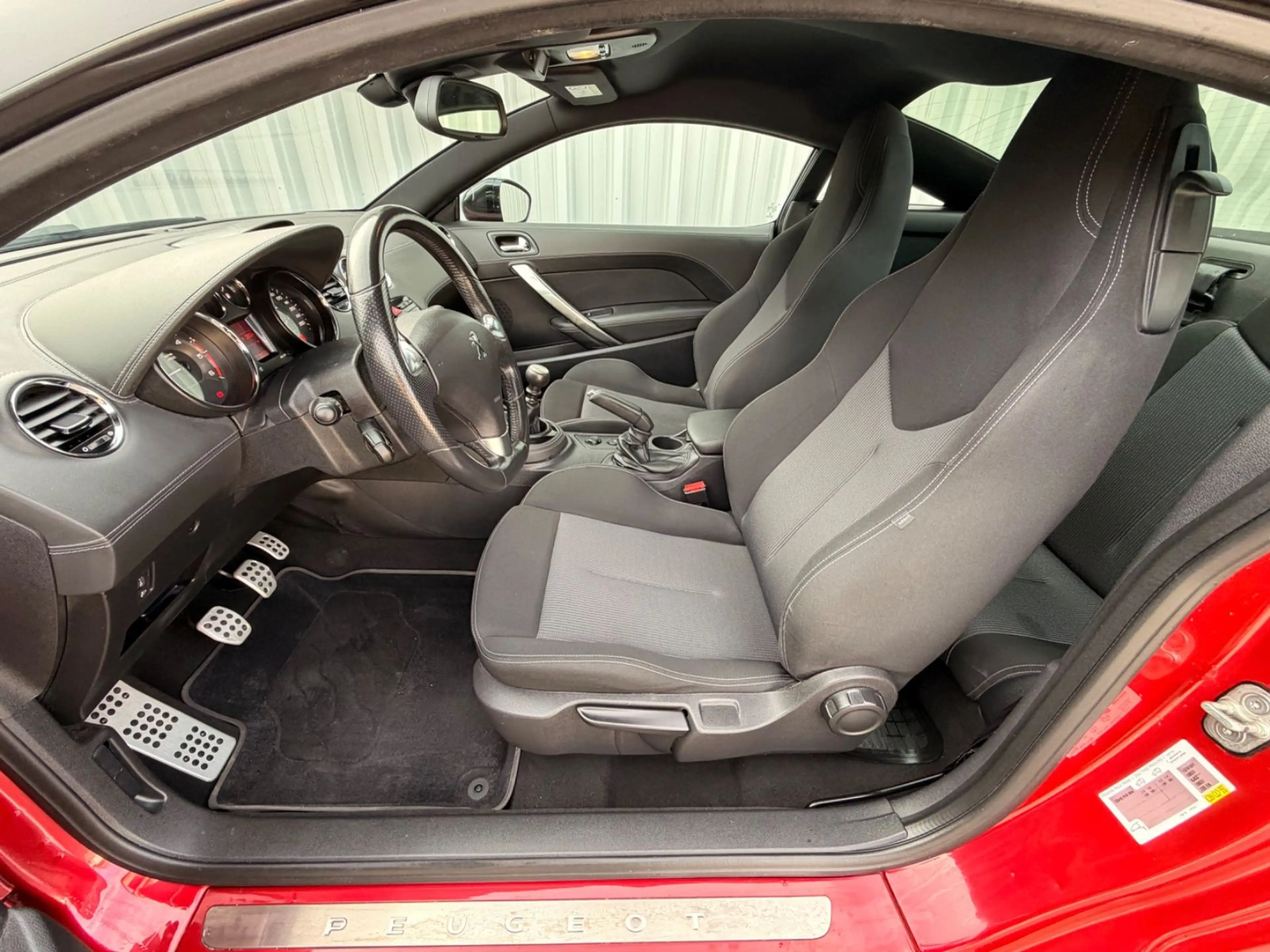 Peugeot RCZ 2.0 HDI 163PS (*KLIMA*TÜV*1-HAND*TEMPOMAT*) — photo 19