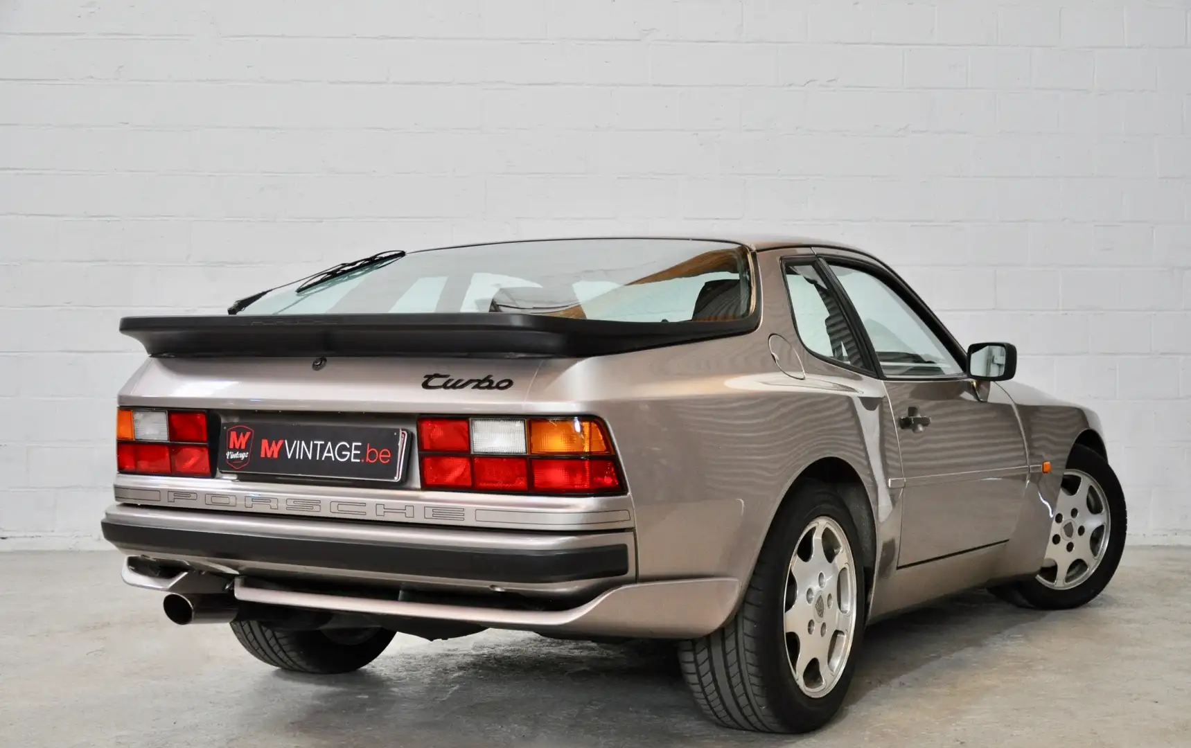 Porsche 944 Turbo 2.5 250cv ** ETAT JUSTE EXCEPTIONNELLE ** Сірий - 2