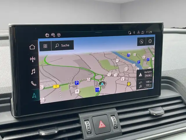 Audi Q5 view 14
