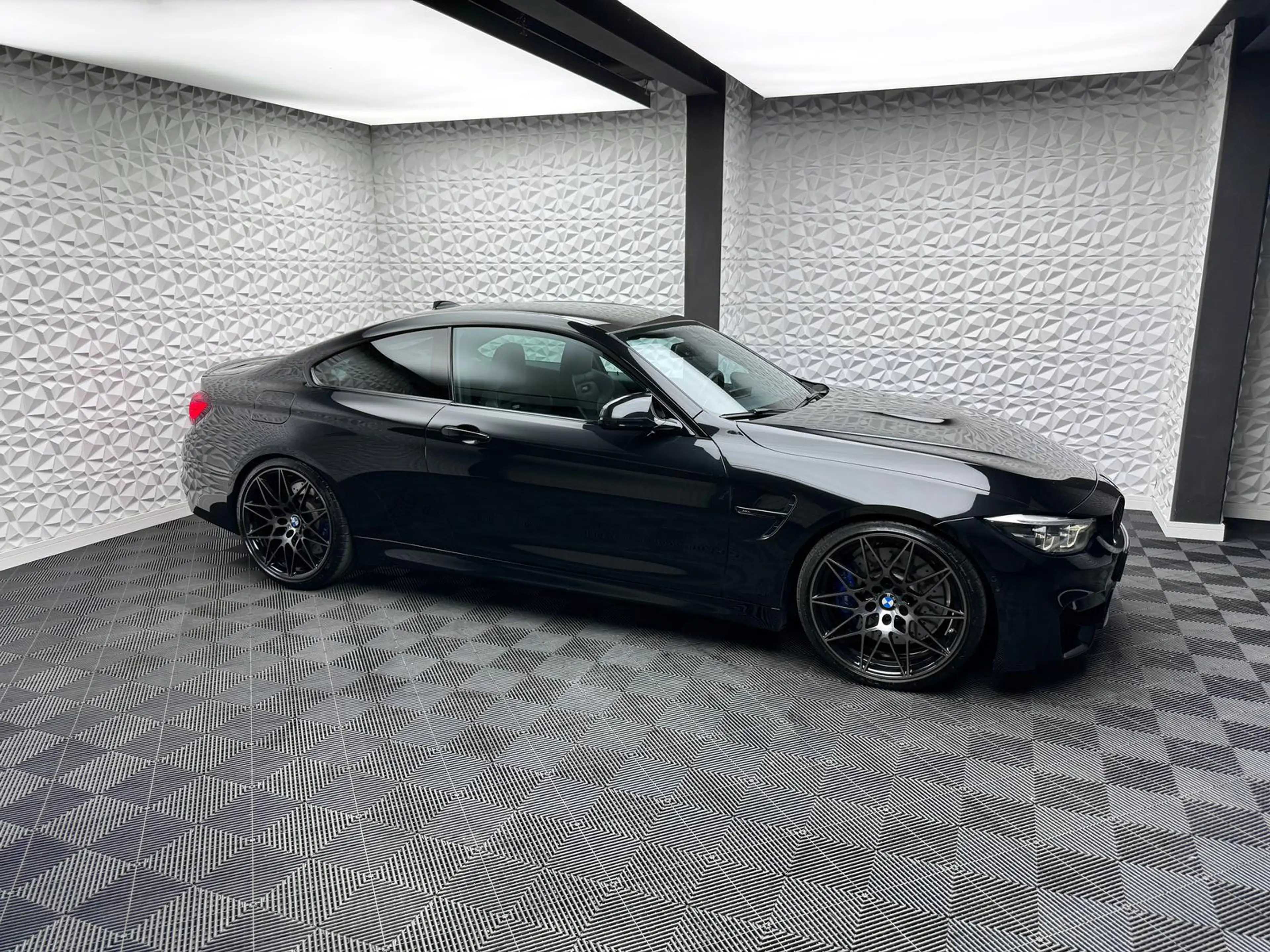 BMW M4 DEUTSCH*1-HAND*CARBON*KLAPPE*GEWINDE*EINZELSTÜCK — photo 4