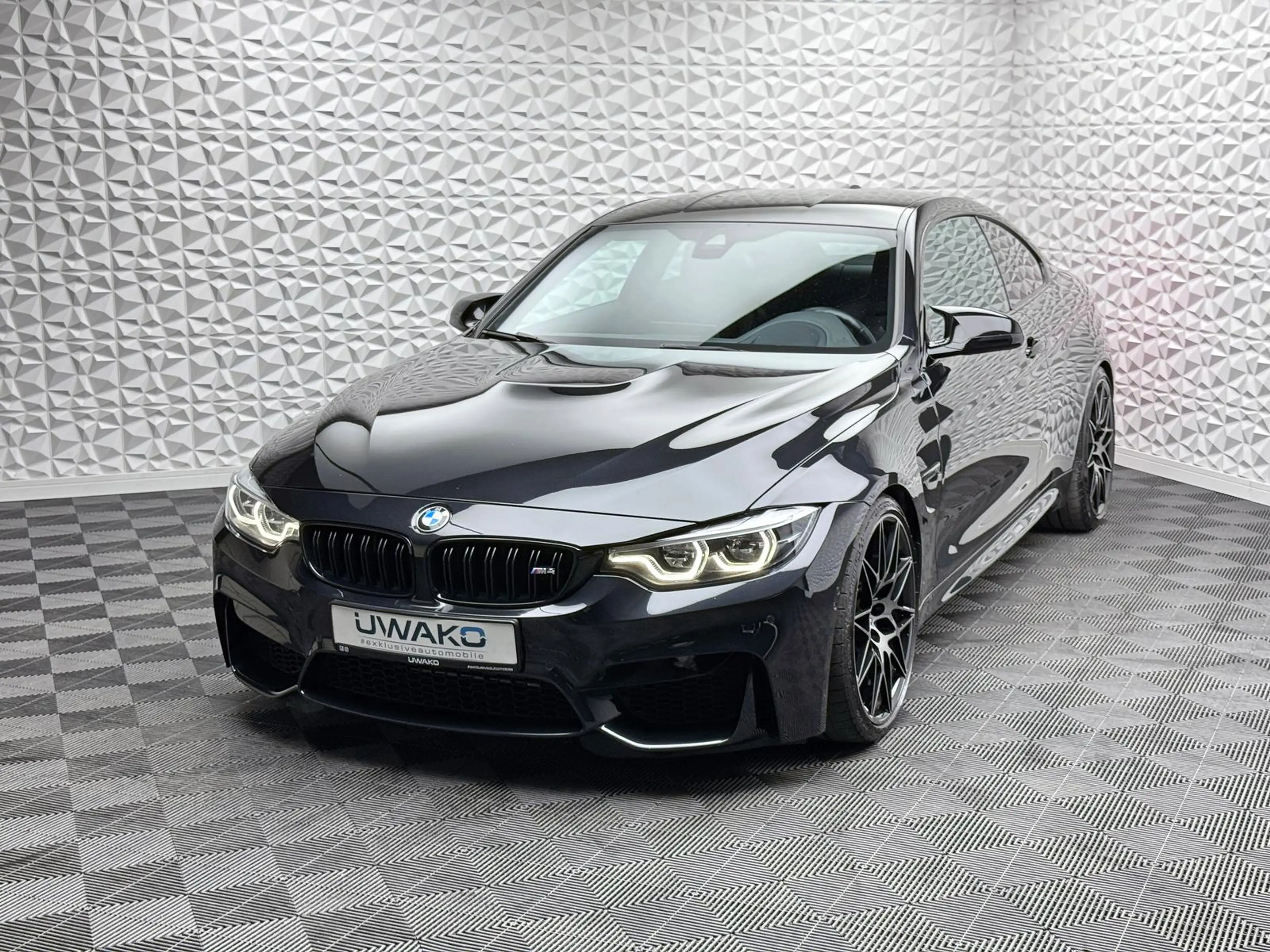 BMW M4 DEUTSCH*1-HAND*CARBON*KLAPPE*GEWINDE*EINZELSTÜCK — photo 2