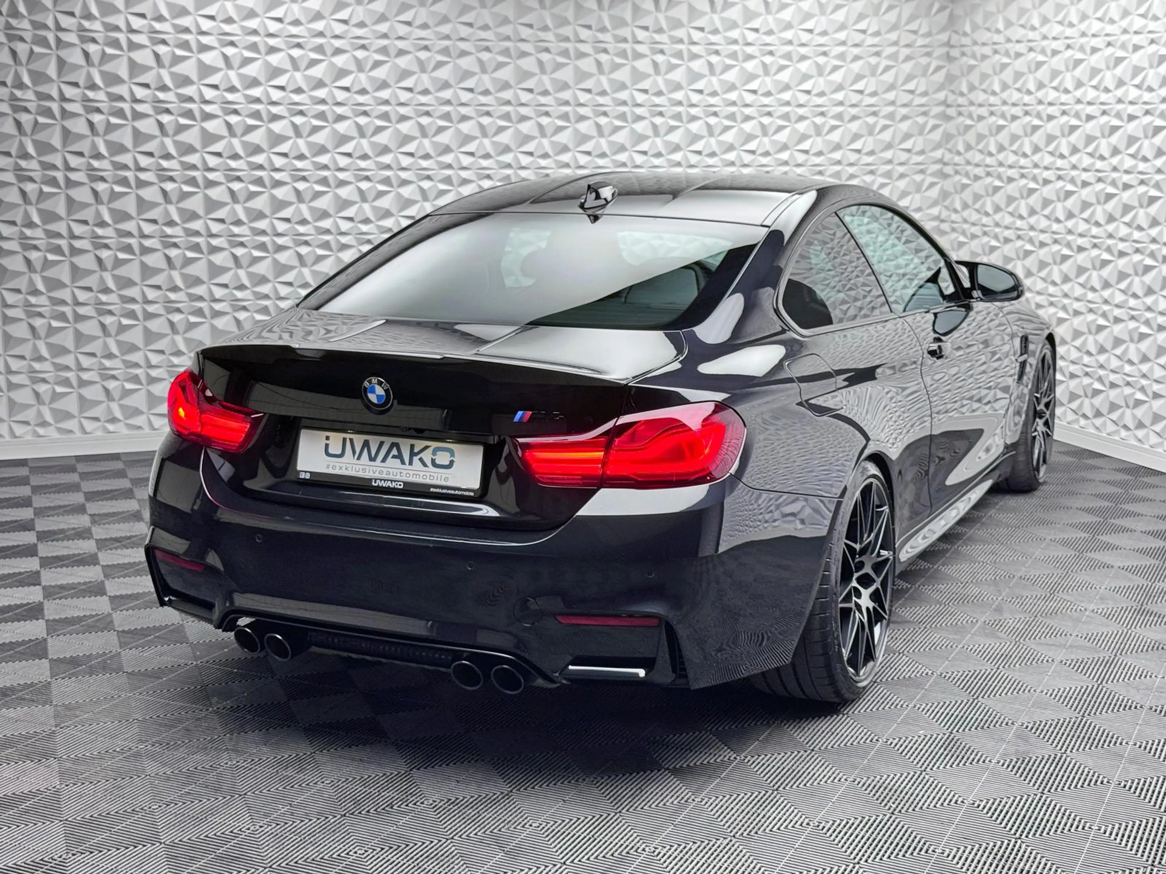 BMW M4 DEUTSCH*1-HAND*CARBON*KLAPPE*GEWINDE*EINZELSTÜCK — photo 3